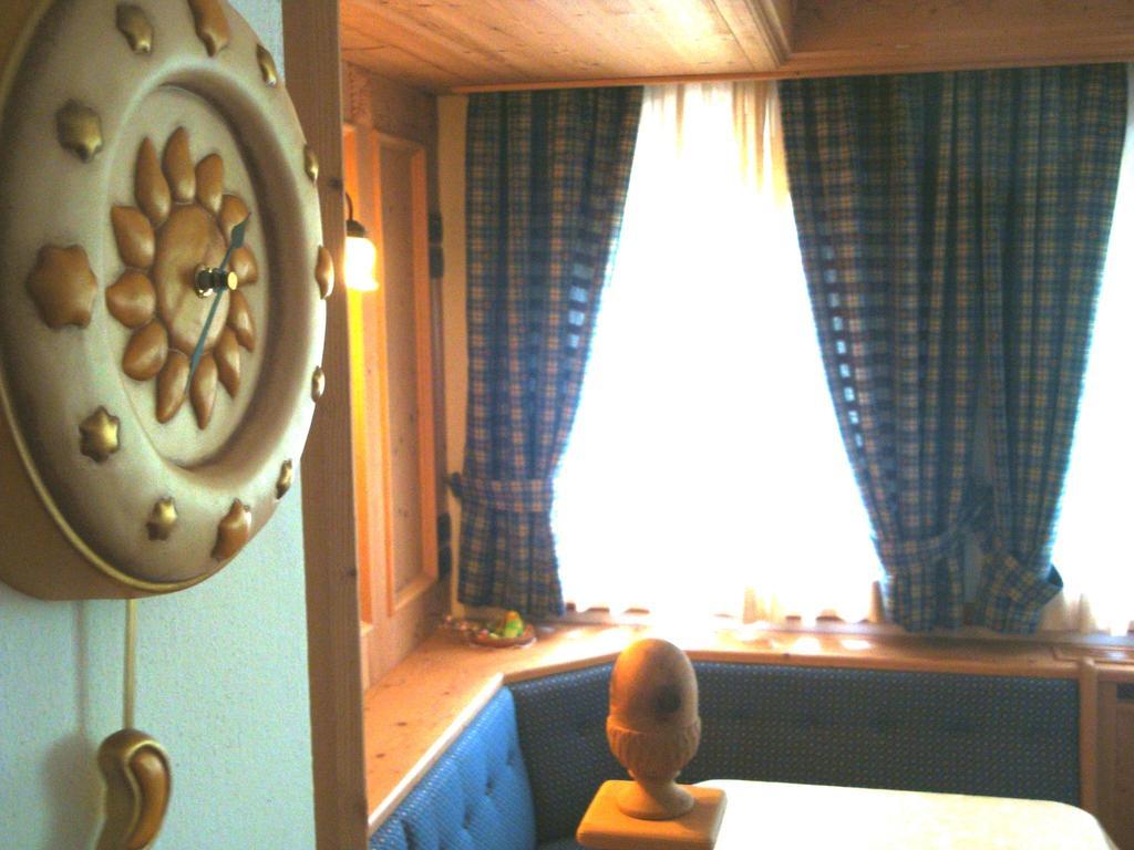 Agritur Cornasest Panzió Breguzzo Kültér fotó