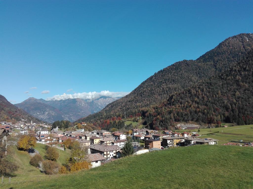 Agritur Cornasest Panzió Breguzzo Kültér fotó