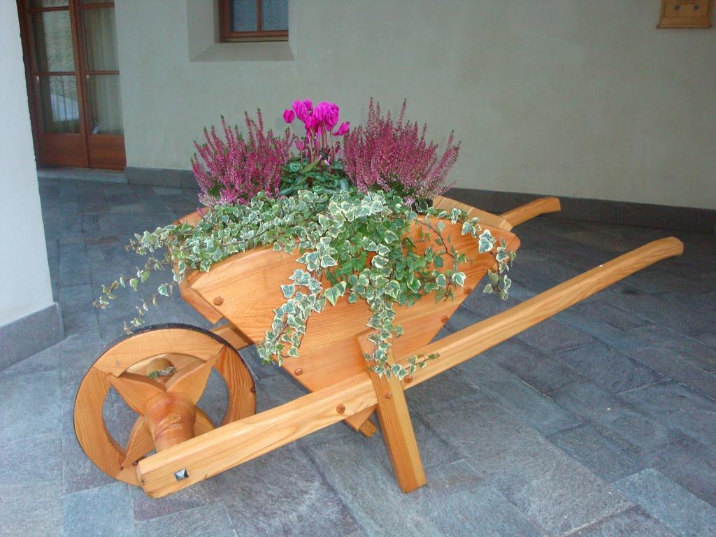 Agritur Cornasest Panzió Breguzzo Kültér fotó