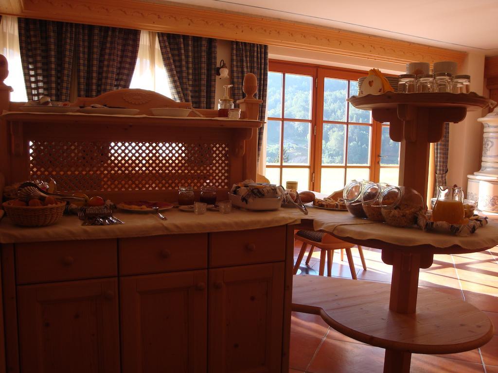 Agritur Cornasest Panzió Breguzzo Kültér fotó