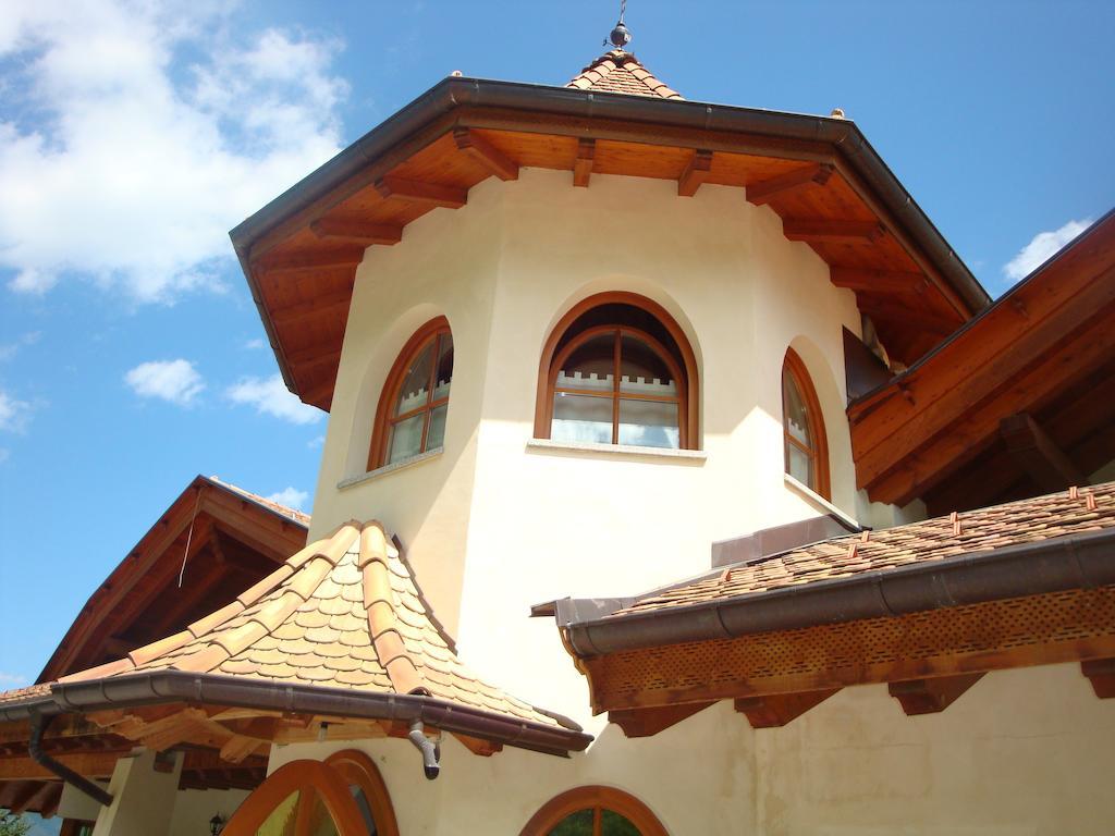 Agritur Cornasest Panzió Breguzzo Kültér fotó