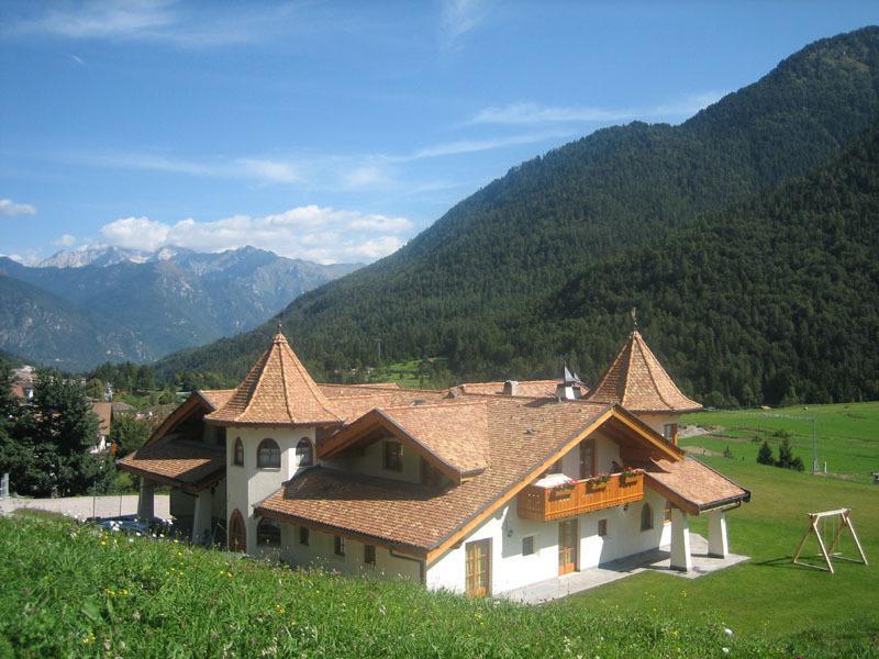 Agritur Cornasest Panzió Breguzzo Kültér fotó