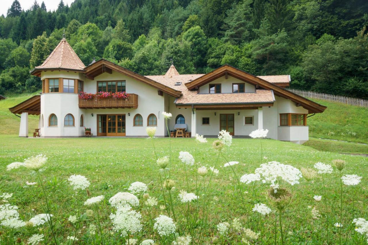 Agritur Cornasest Panzió Breguzzo Kültér fotó