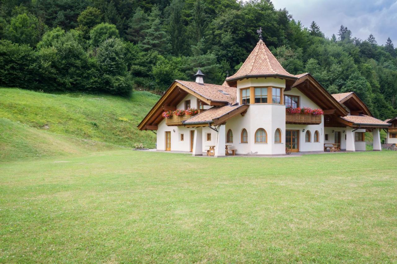 Agritur Cornasest Panzió Breguzzo Kültér fotó