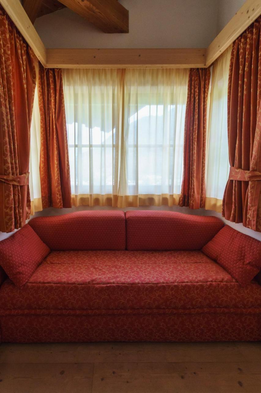 Agritur Cornasest Panzió Breguzzo Kültér fotó