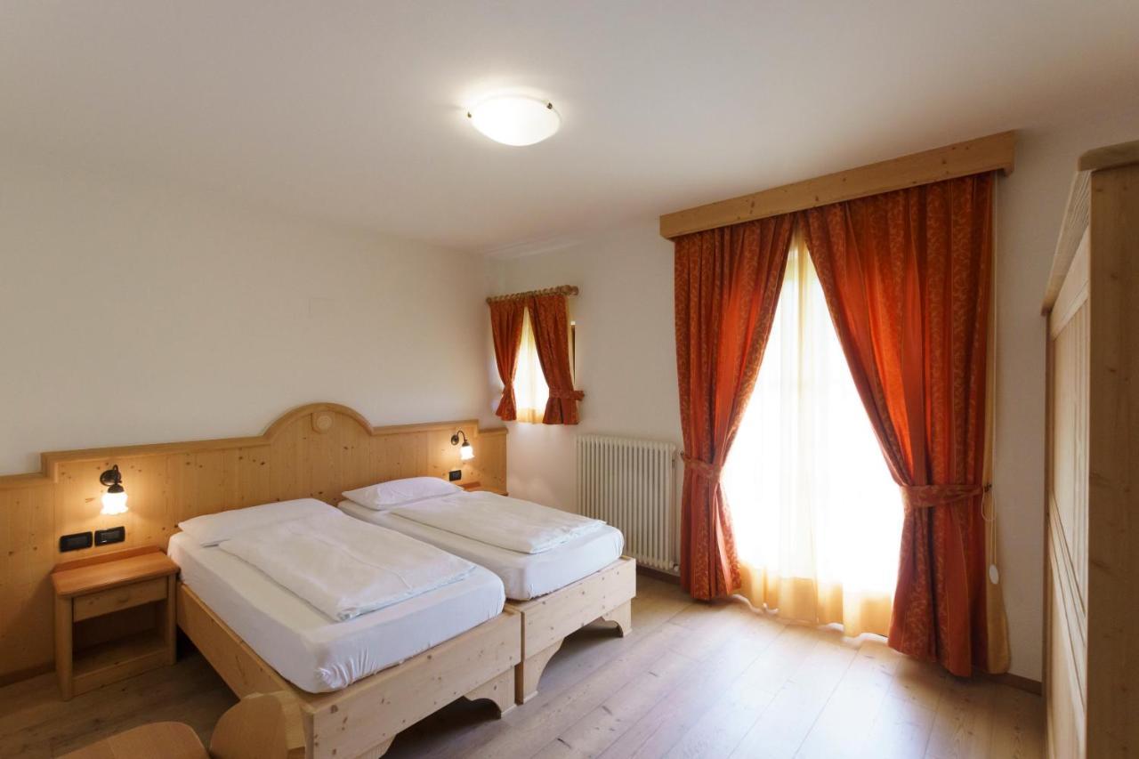 Agritur Cornasest Panzió Breguzzo Kültér fotó